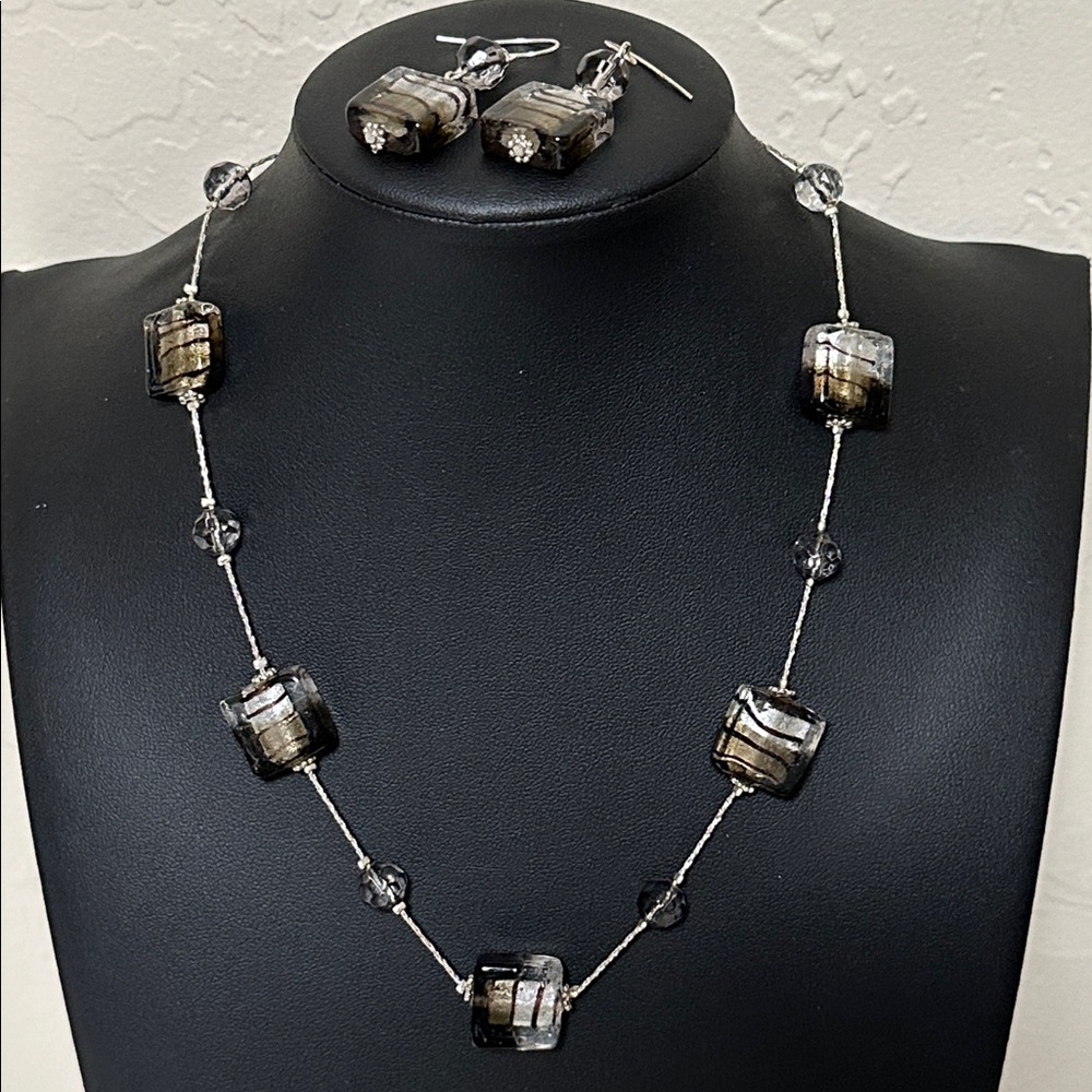 Art Glass Silver Tone Necklace & Earring Set